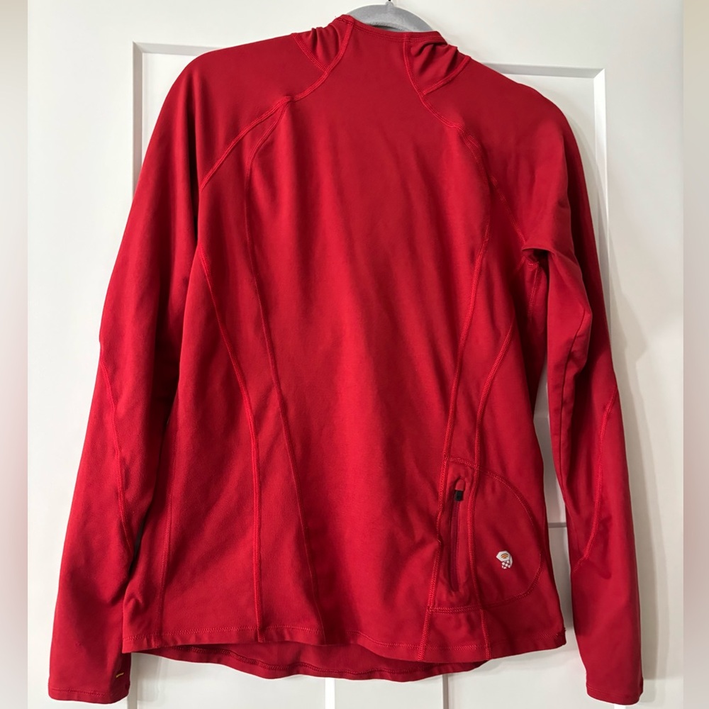 MOUNTAIN HARDWARE WOMANS red long sleeve HOODIE SHIRT TOP M‎ EUC